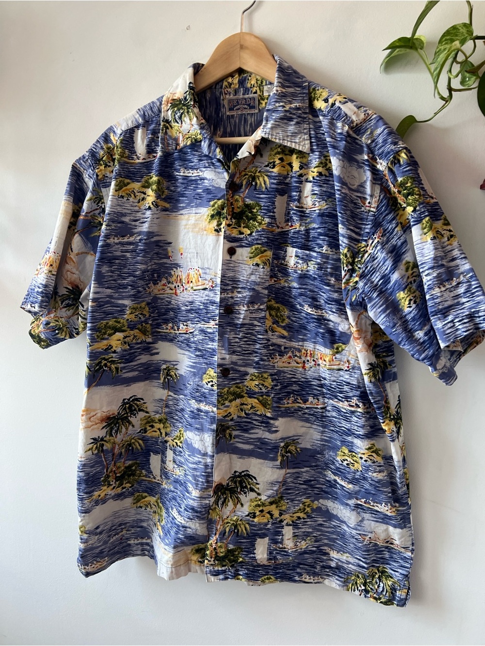 Nevada Jeanswear Vintage Blue Floral Hawaiian Button-Up Shirt